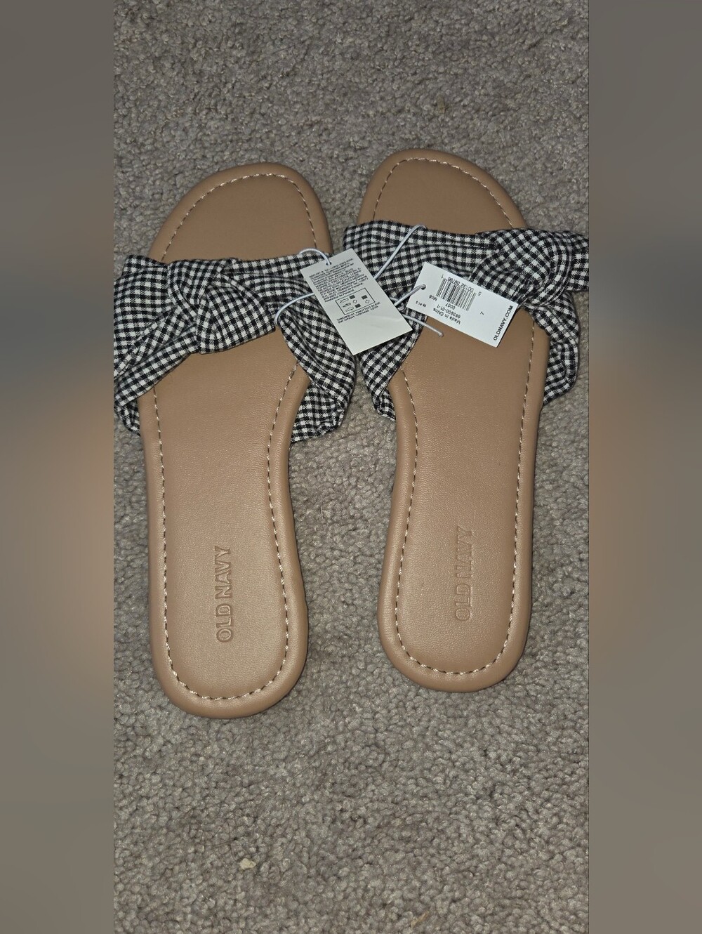 Old Navy Black & White Gingham Twist Slide Sandals - Women's